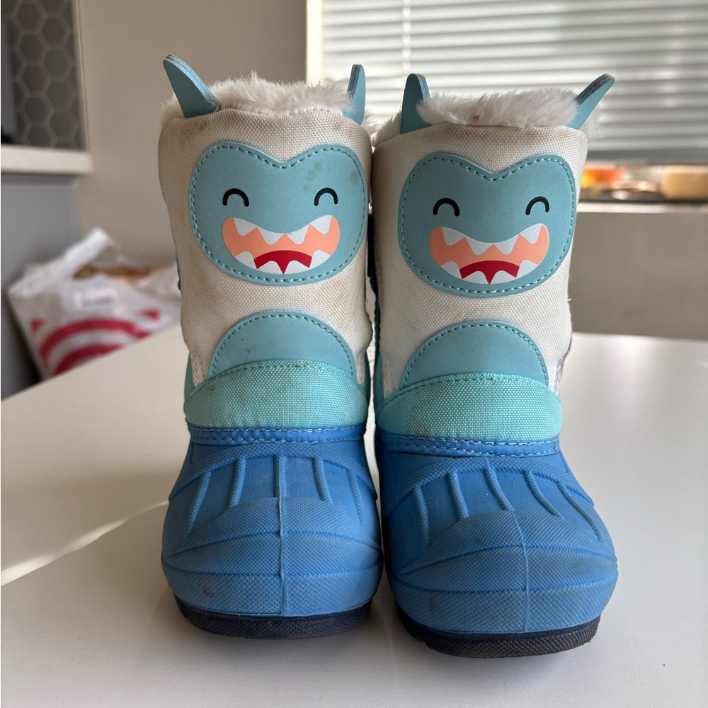 Cat & Jack toddler snow boots